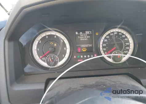 2019 Ram 1500 Classic Tradesman 4X2 8' Box from USA, damaged, VIN 3C6JR6DGXKG541132